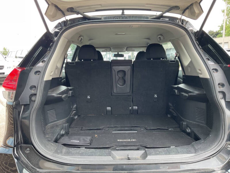 2018 Nissan Rogue S