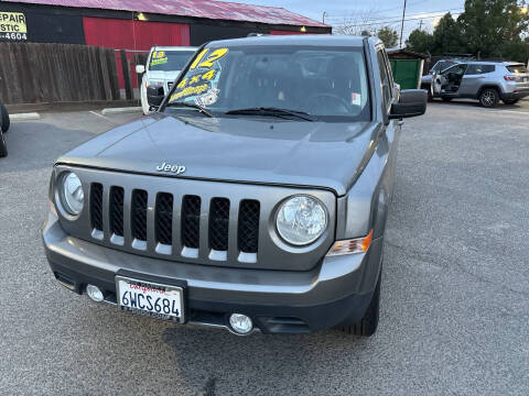 2012 Jeep Patriot for sale at Showcase Luxury Cars II in Fresno CA