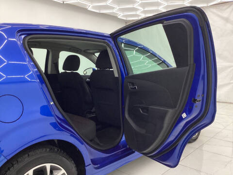 2019 Chevrolet Sonic LT Manual