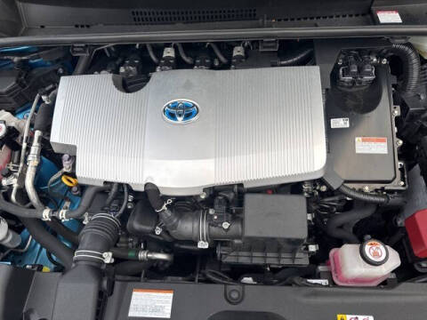 2022 Toyota Prius LE