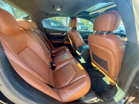 2017 Maserati Ghibli