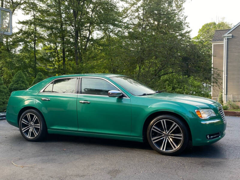 2012 Chrysler 300 Limited photo 5