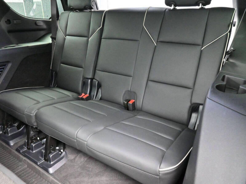 2025 Cadillac Escalade Sport