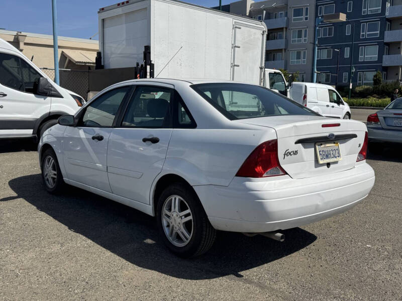 2003 Ford Focus SE