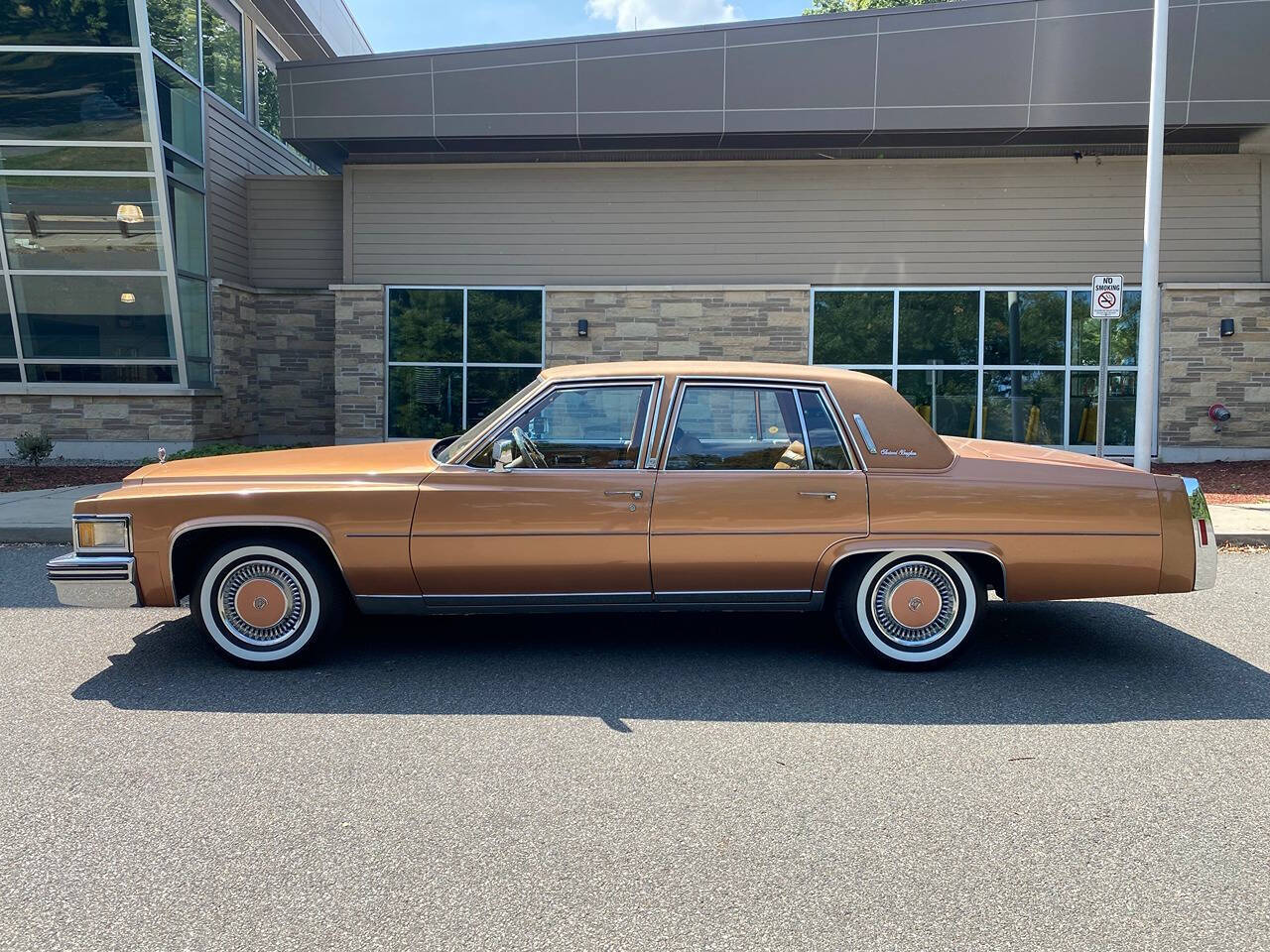 1978 Cadillac Fleetwood Brougham for sale at Vintage Motors USA in Roselle, NJ