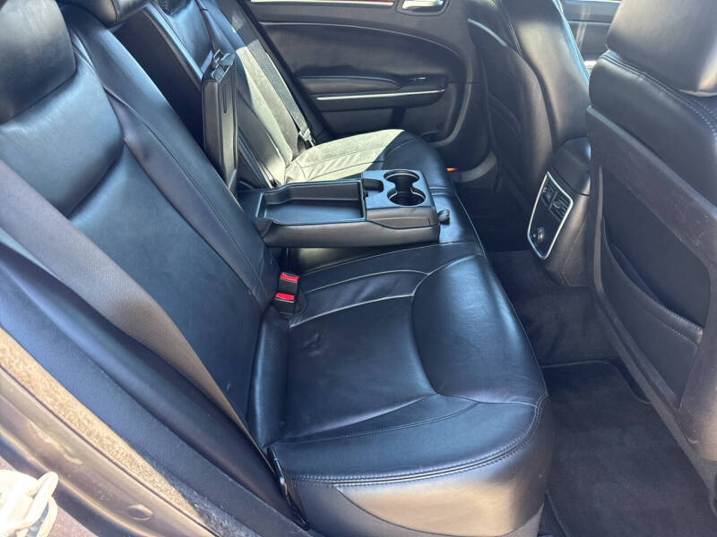 2014 Chrysler 300