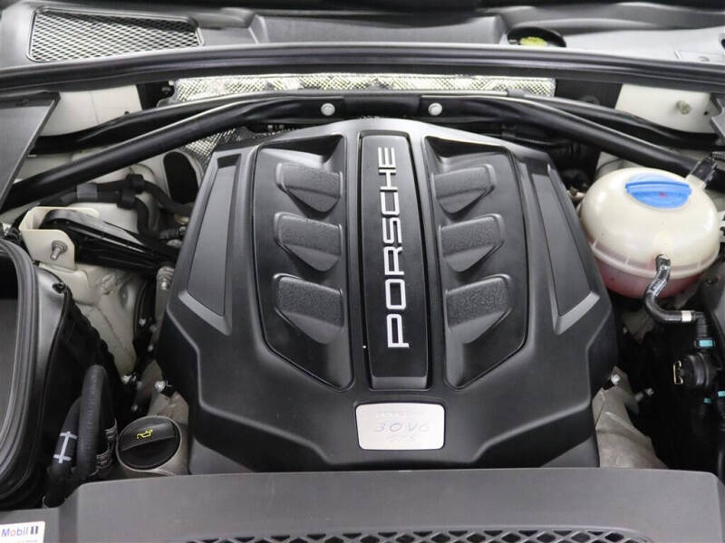 2017 Porsche Macan GTS