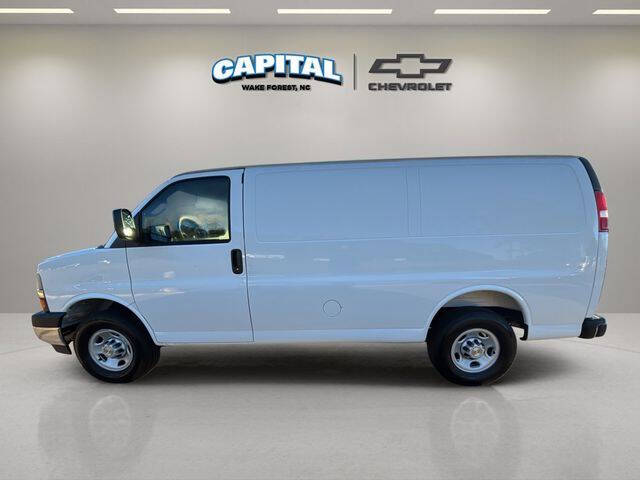 2025 Chevrolet Express 2500