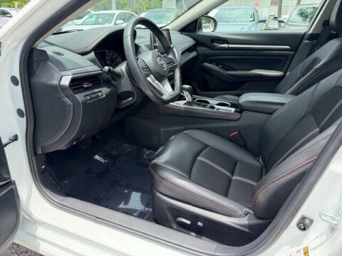 2024 Nissan Altima 2.5 SR