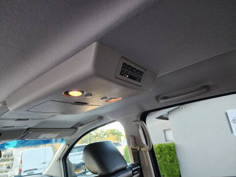 2011 Nissan Titan SL