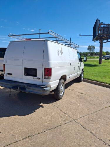 2011 Ford E-Series E-250