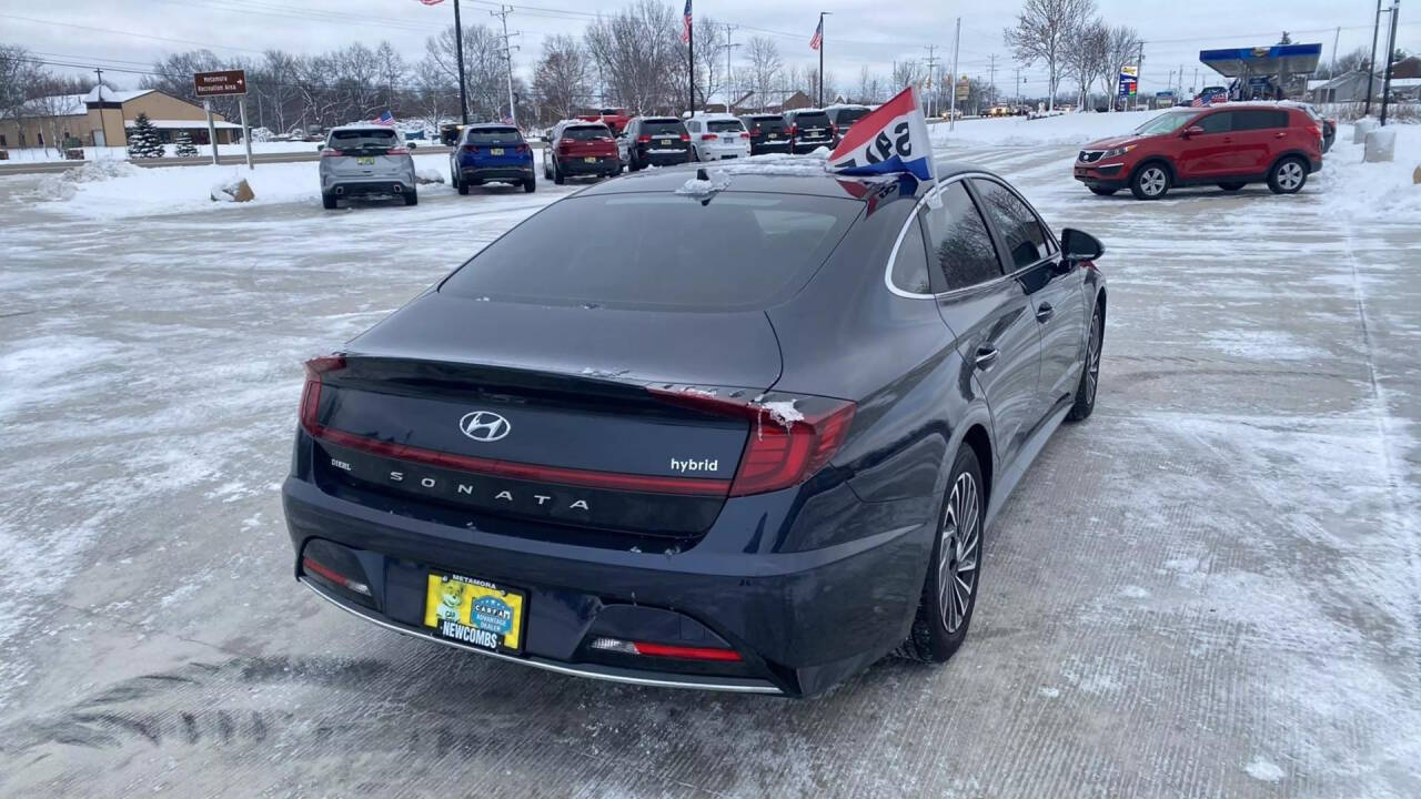 2021 Hyundai SONATA Hybrid for sale at Newcombs North Certified Auto Sales in Metamora, MI