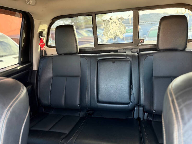 2017 Nissan Titan SL