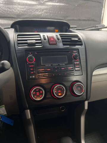 2015 Subaru Forester 2.5i