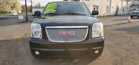 2009 GMC Yukon for sale at Russo's Auto Exchange LLC in Enfield CT