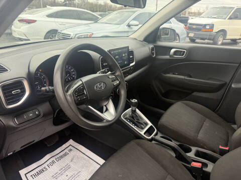 2021 Hyundai Venue SE