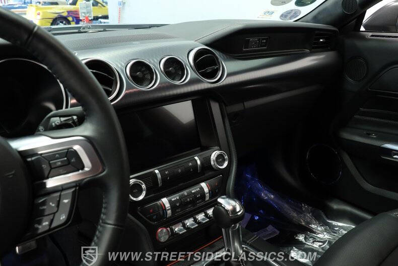 2022 Ford Mustang Mach 1