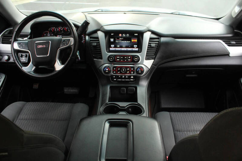 2015 GMC Yukon XL SLE