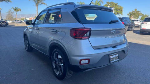 2023 Hyundai Venue SEL