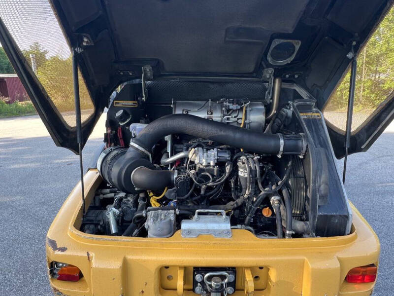 2022 John Deere 204L