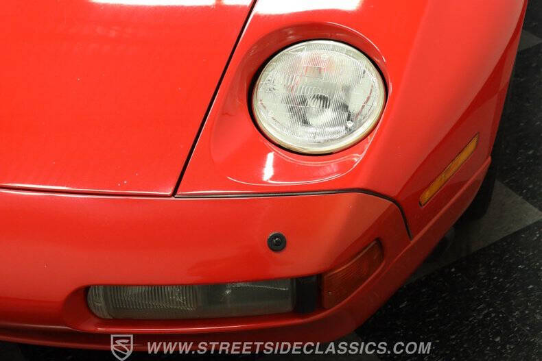 1989 Porsche 928 S4