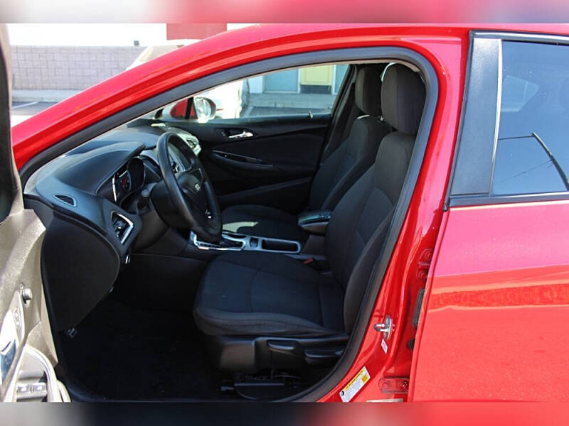 2018 Chevrolet Cruze LS Auto