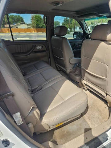 2004 Toyota Sequoia Limited