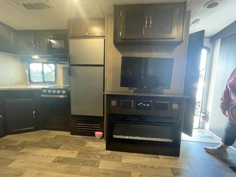 2022 SPRINGDALE  SG335BH