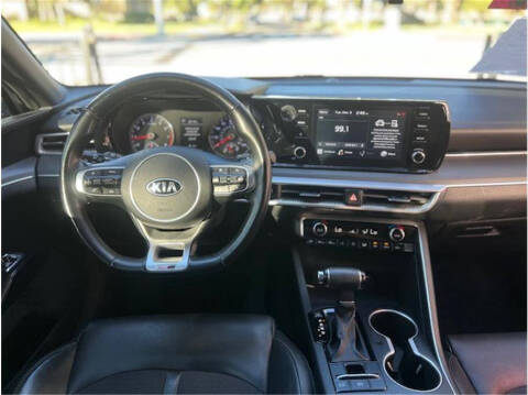 2021 Kia K5