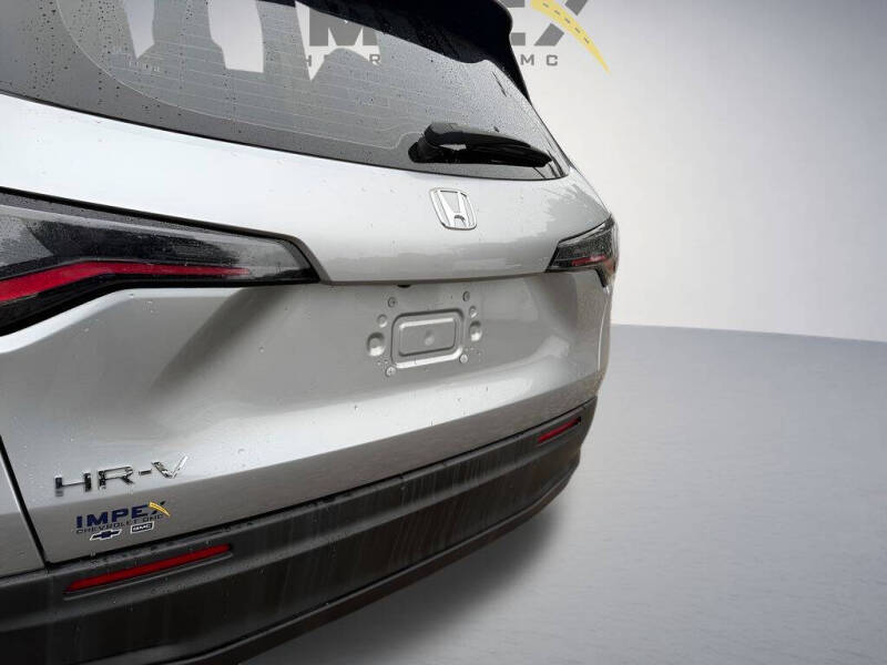 2025 Honda HR-V LX