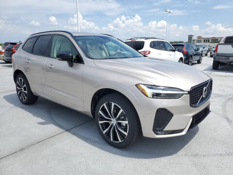 2025 Volvo XC60 B5 Plus Dark Theme