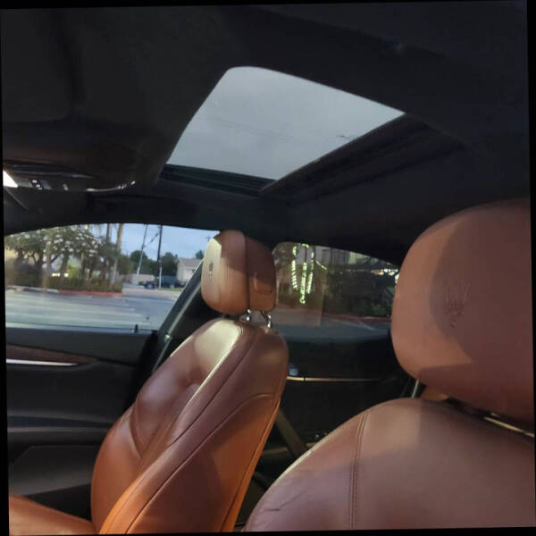 2017 Maserati Ghibli