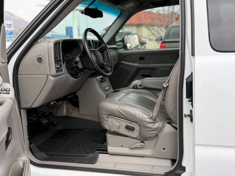 2002 Chevrolet Silverado 3500 LS