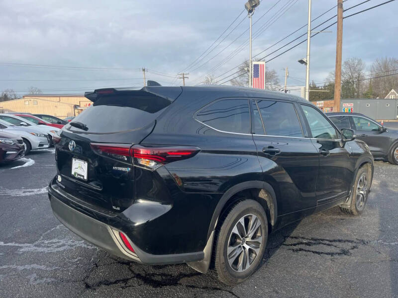 2024 Toyota Highlander Hybrid