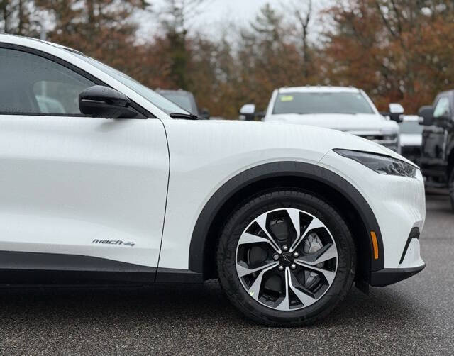 2025 Ford Mustang Mach-E Select