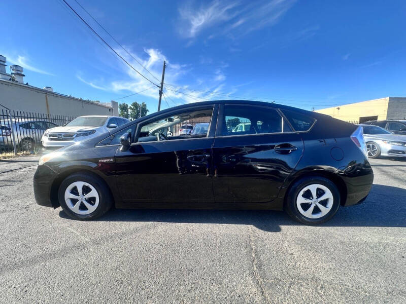 2014 Toyota Prius Two