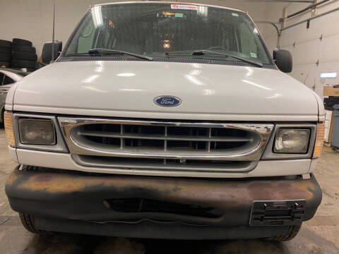 2001 Ford E-Series E-250