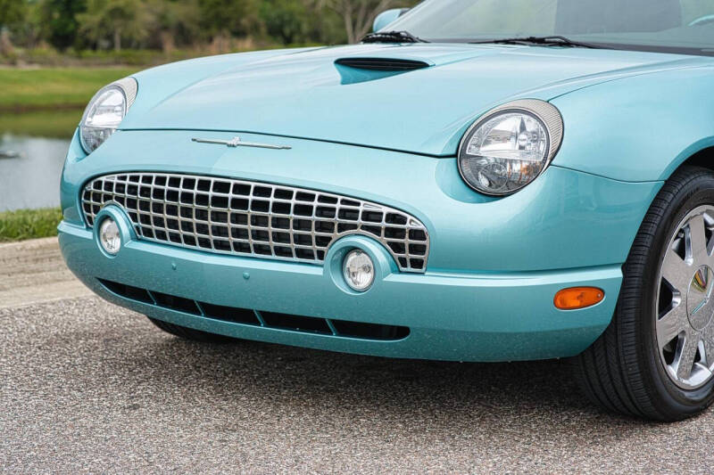 2002 Ford Thunderbird Deluxe