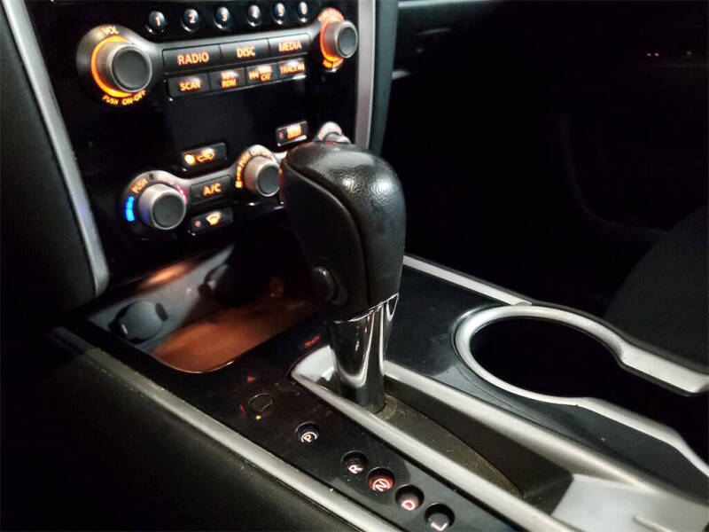 2017 Nissan Pathfinder SV