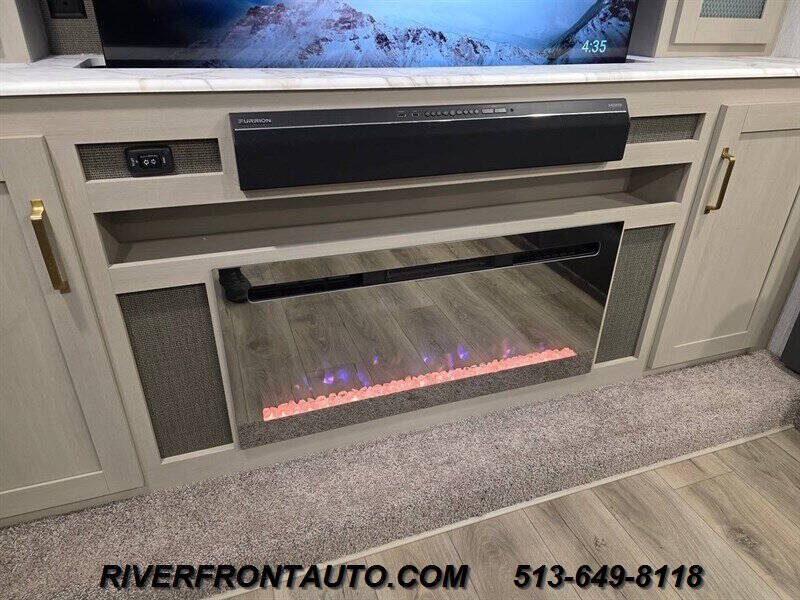 2024 Forest River Heritage Glen Hyper Lite
