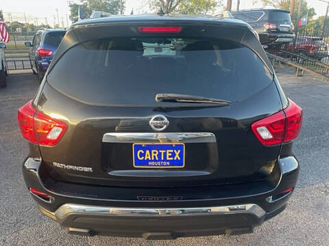 2017 Nissan Pathfinder