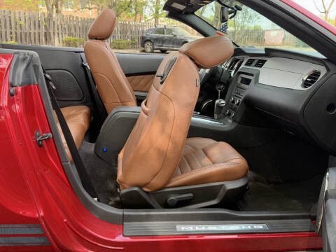2010 Ford Mustang V6