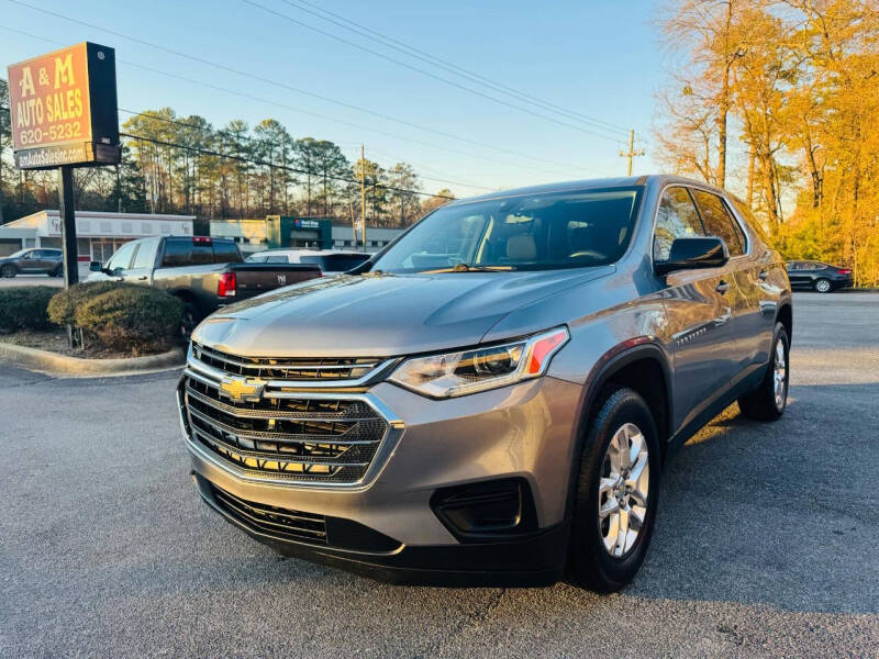 2019 Chevrolet Traverse LS photo 2