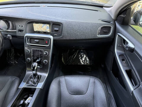 2016 Volvo S60 T5 Drive-E Premier