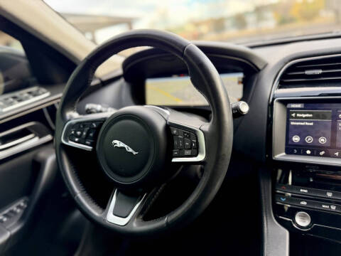 2020 Jaguar F-PACE 25t Prestige