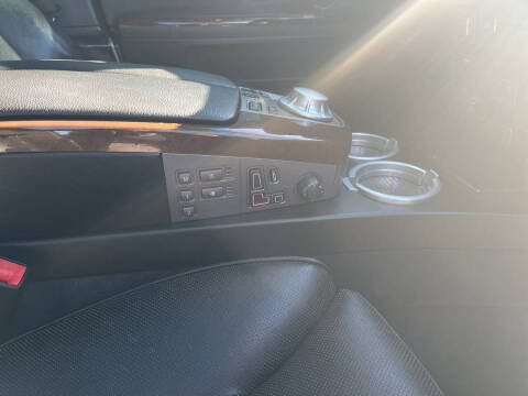 2005 BMW 7 Series 745Li