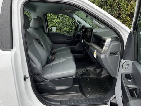 2025 Ford F-350 Super Duty XL