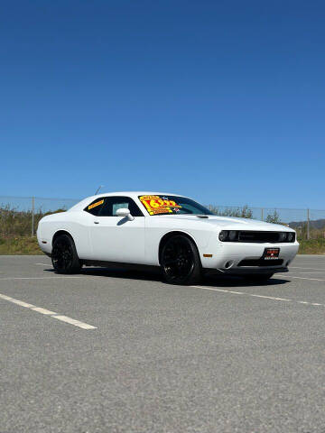 2014 Dodge Challenger for sale at Valdez Auto Sales in Gonzales CA