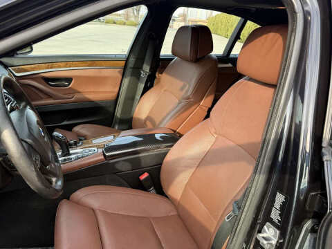 2012 BMW 5 Series 550i xDrive
