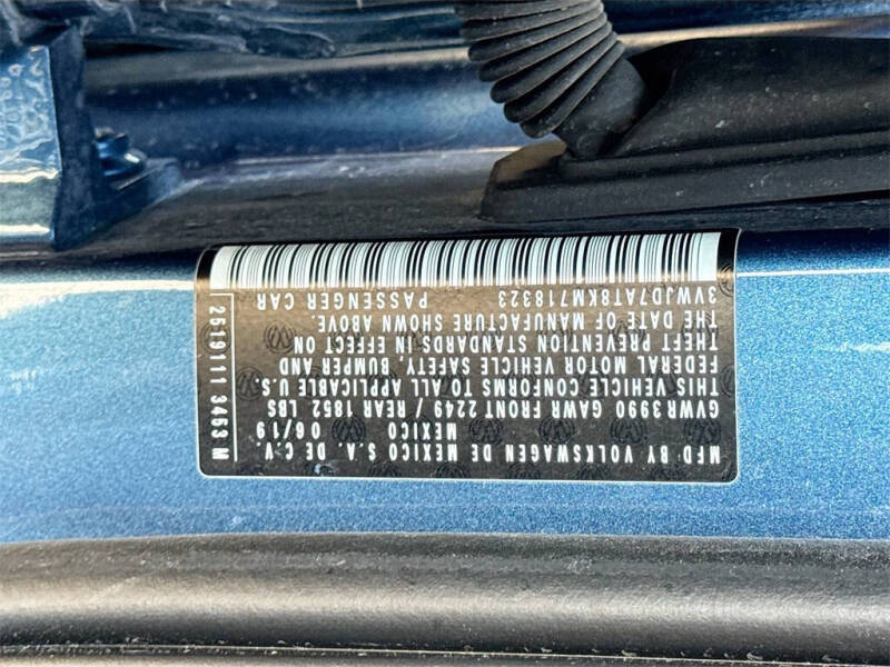 2019 Volkswagen Beetle 2.0T SE